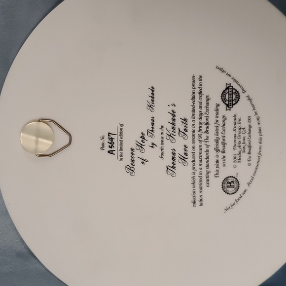 Thomas Kincade collector's plates (2) - Picture 4 of 5